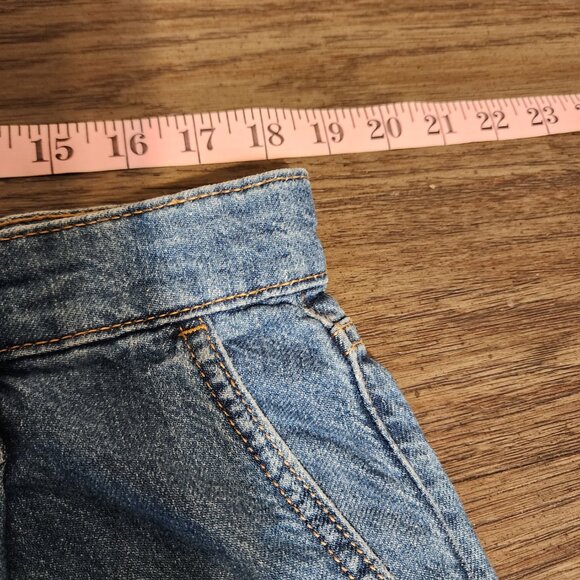 Mango Mid-rise denim bermuda shorts with pleats damaged Blue Size 12 - Picture 6 of 16